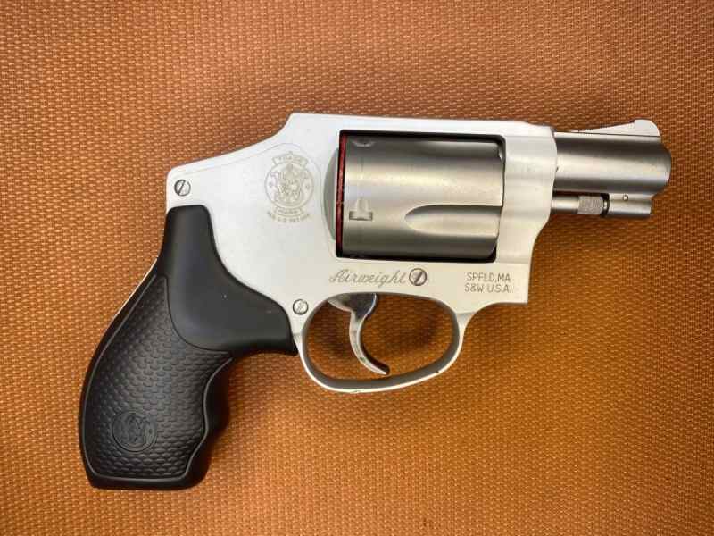 NEW IN BOX-Smith &amp; Wesson 642 Ult. Carry- 1 7/8"