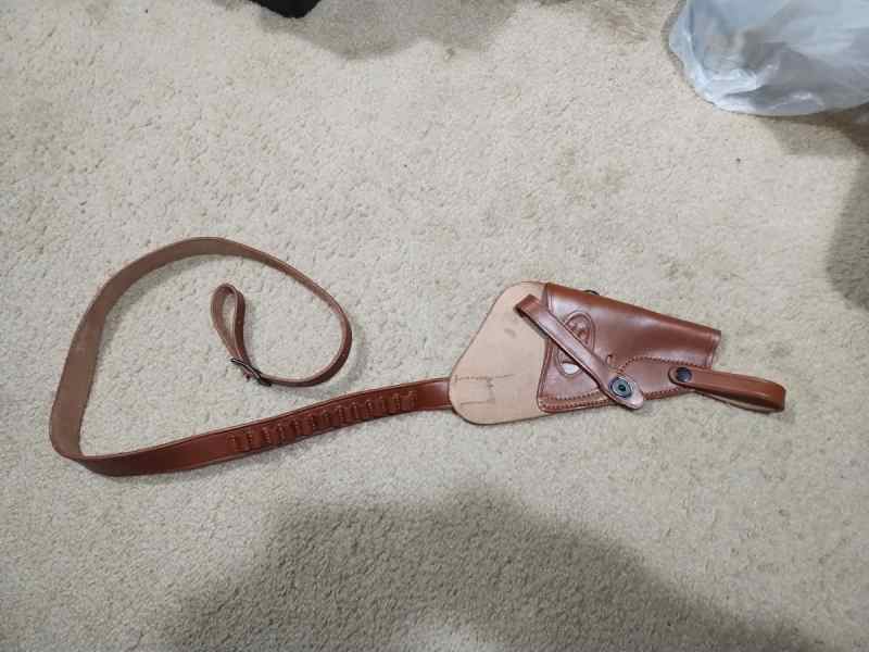 WWII aviator shoulder holster Smith Wesson victory