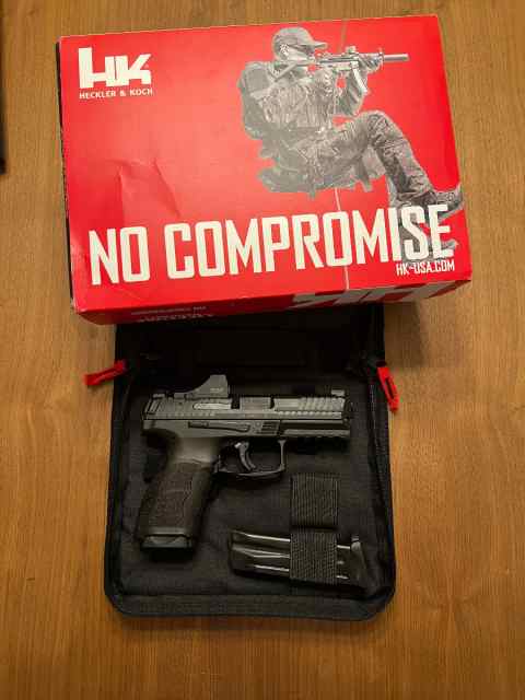 Heckler and Koch VP9A1 K with Holosun SCS VP9