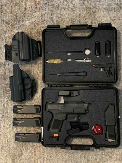 CANIK METE MC9 with Extras