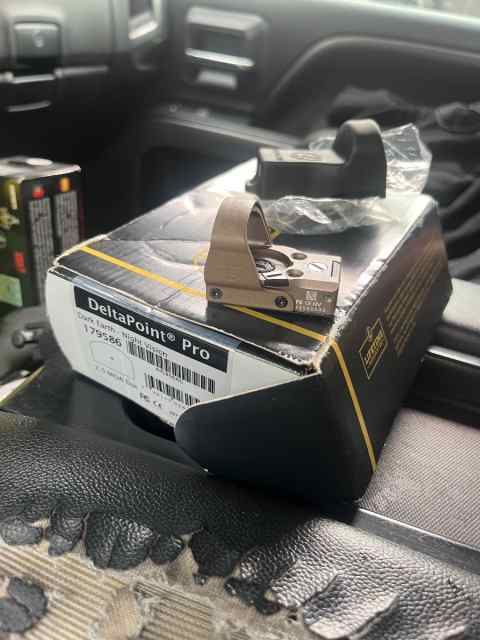 Deltapoint pro red dot 