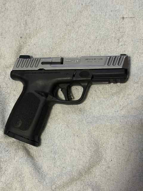 SD9 Smith n Wesson 