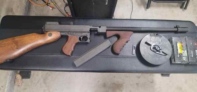Tommy Gun 