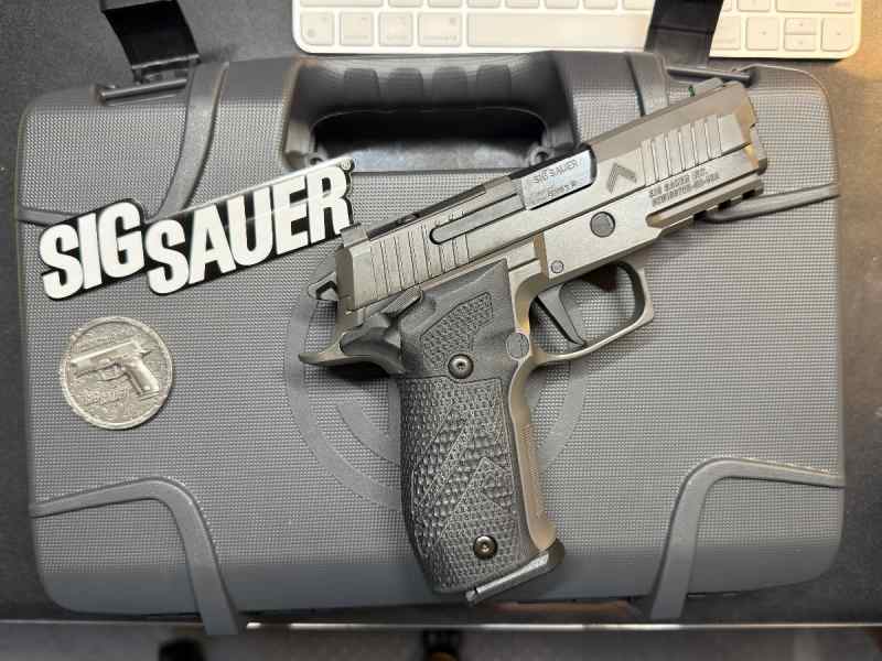 Sig P226-X Carry Legion SAO