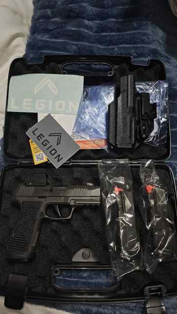 Sig P365 AXG Legion w/Holosun - EXCELLENT