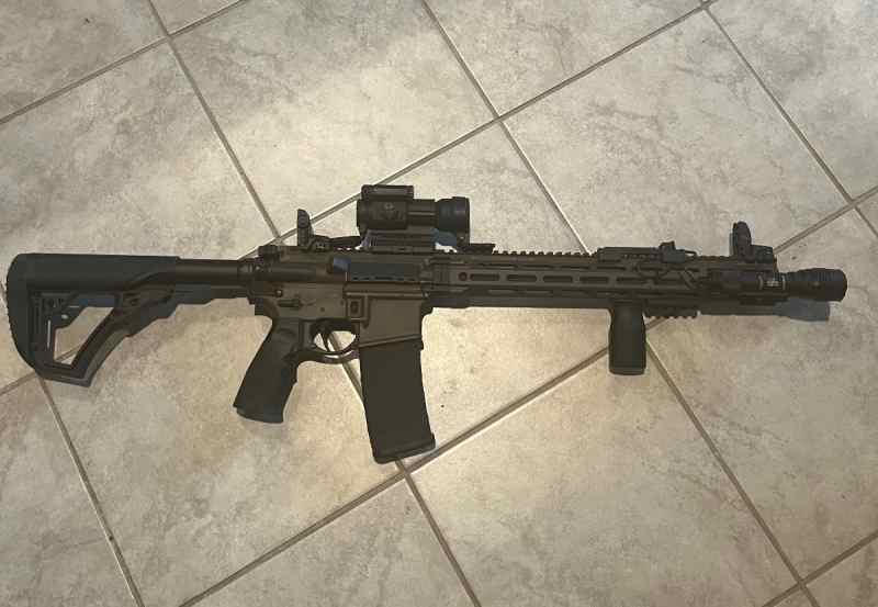 Daniel Defense DDM4