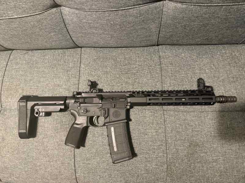 SIG m400 SDI 10.5in