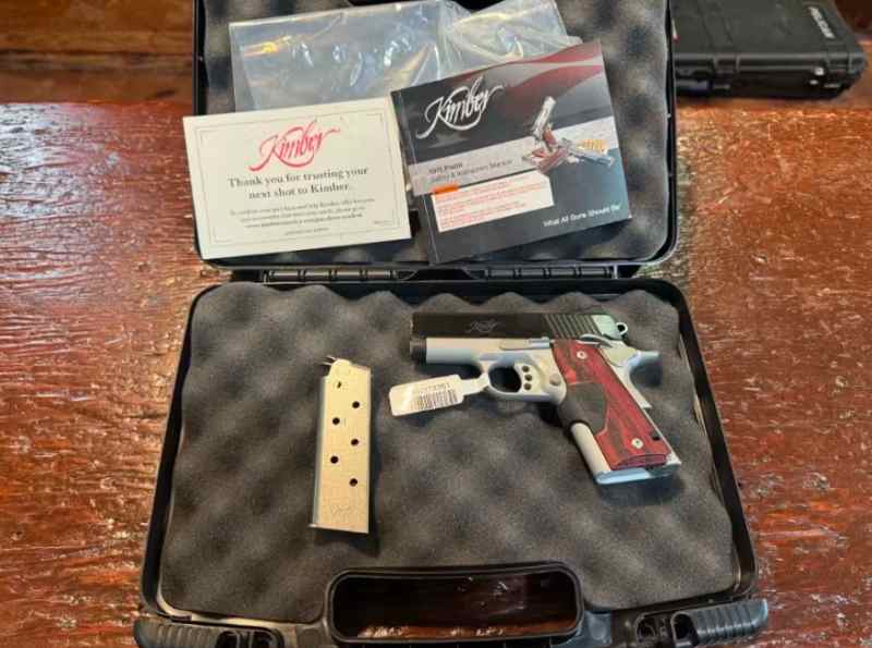 Kimber ultra carry II 1911 w/crimson trace laser