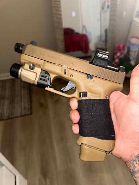 Looking to buy Glock 19x parts/ accessories 