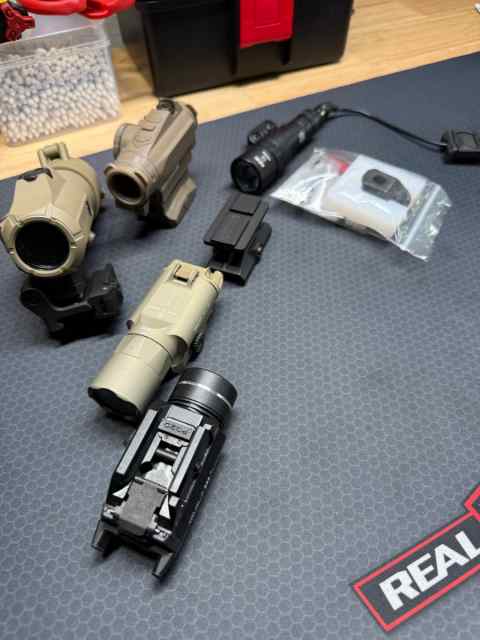 Surefire Scout Light w/ Unity Modbutton Lite