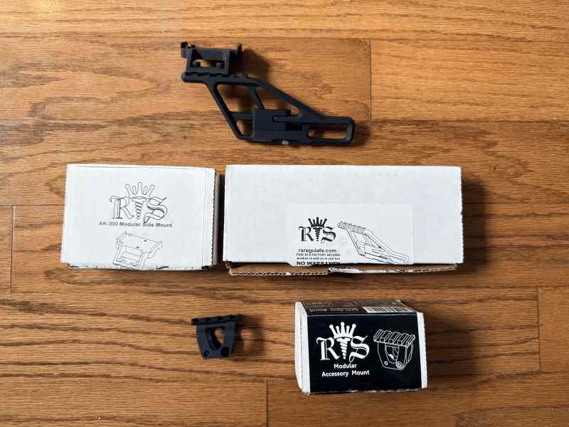 RS Regulate AK Mounts